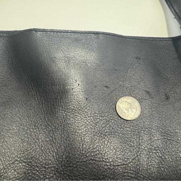 Madewell | Sydney Leather Tote - Picture 3 of 7